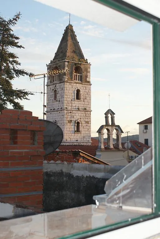 Two Rustikal Apartments In Vila 