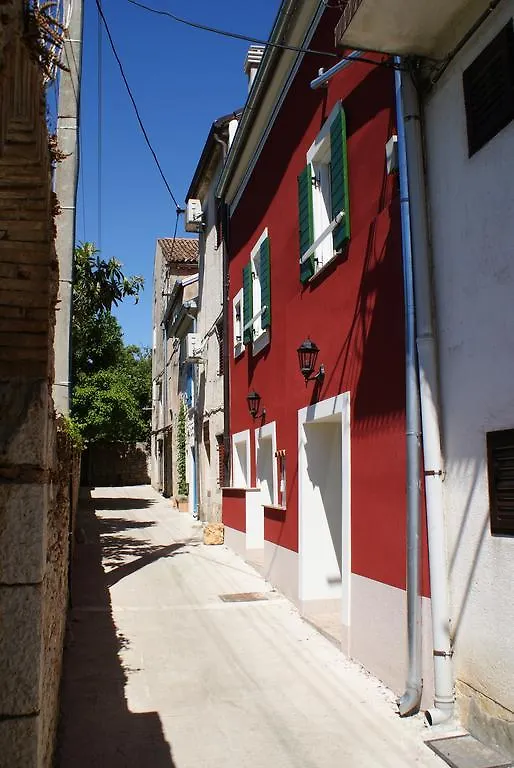 Two Rustikal Apartments In Vila 