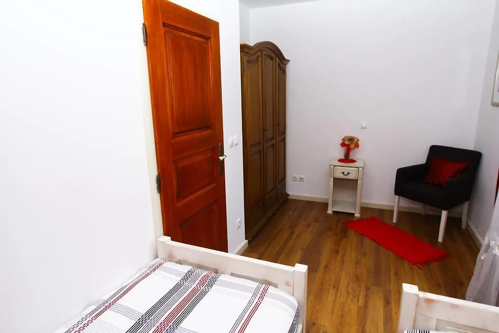Two Rustikal Apartments In Vila 