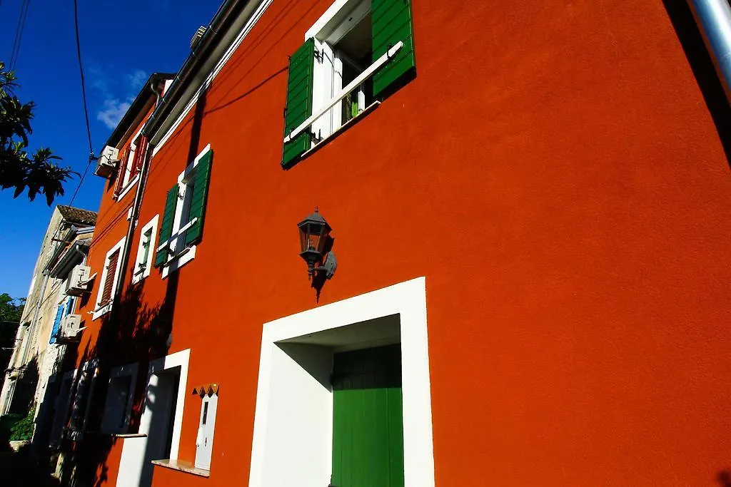 Two Rustikal Apartments In Vila 